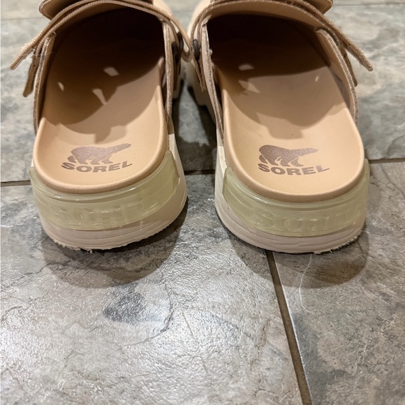 Sorel Beige Slip-On , Woman's Clogs SOREL Vibe Clog Size US 10 - Picture 4 of 6